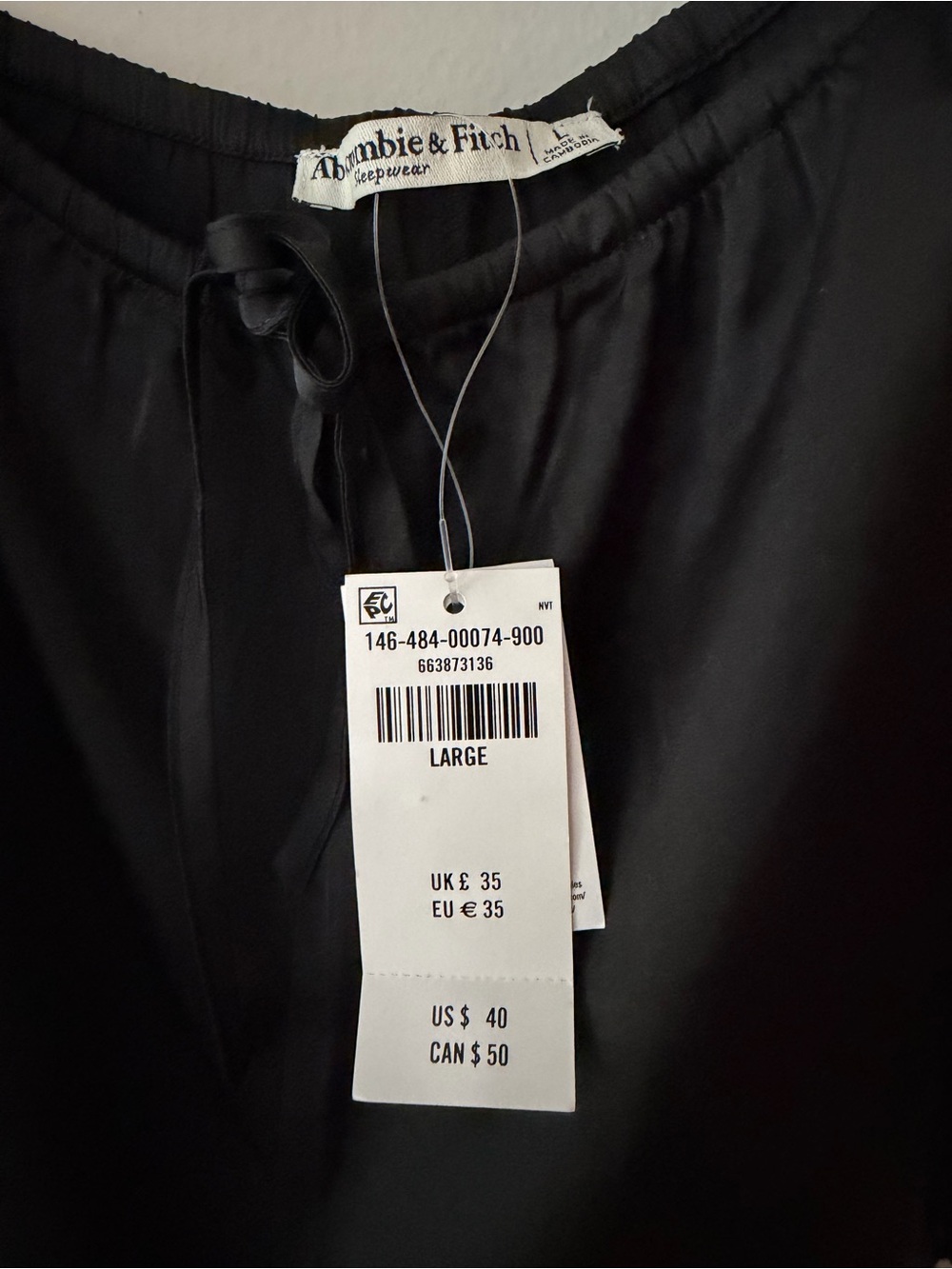 NWT Abercrombie & Fitch Black Lace-Trim Satin Shorts - Picture 2 of 3